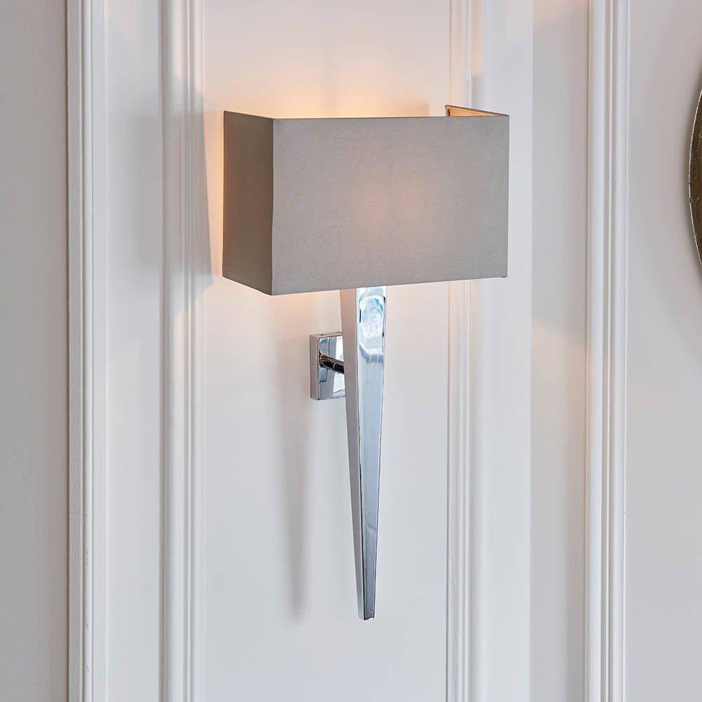 Moreto Wall Lamp