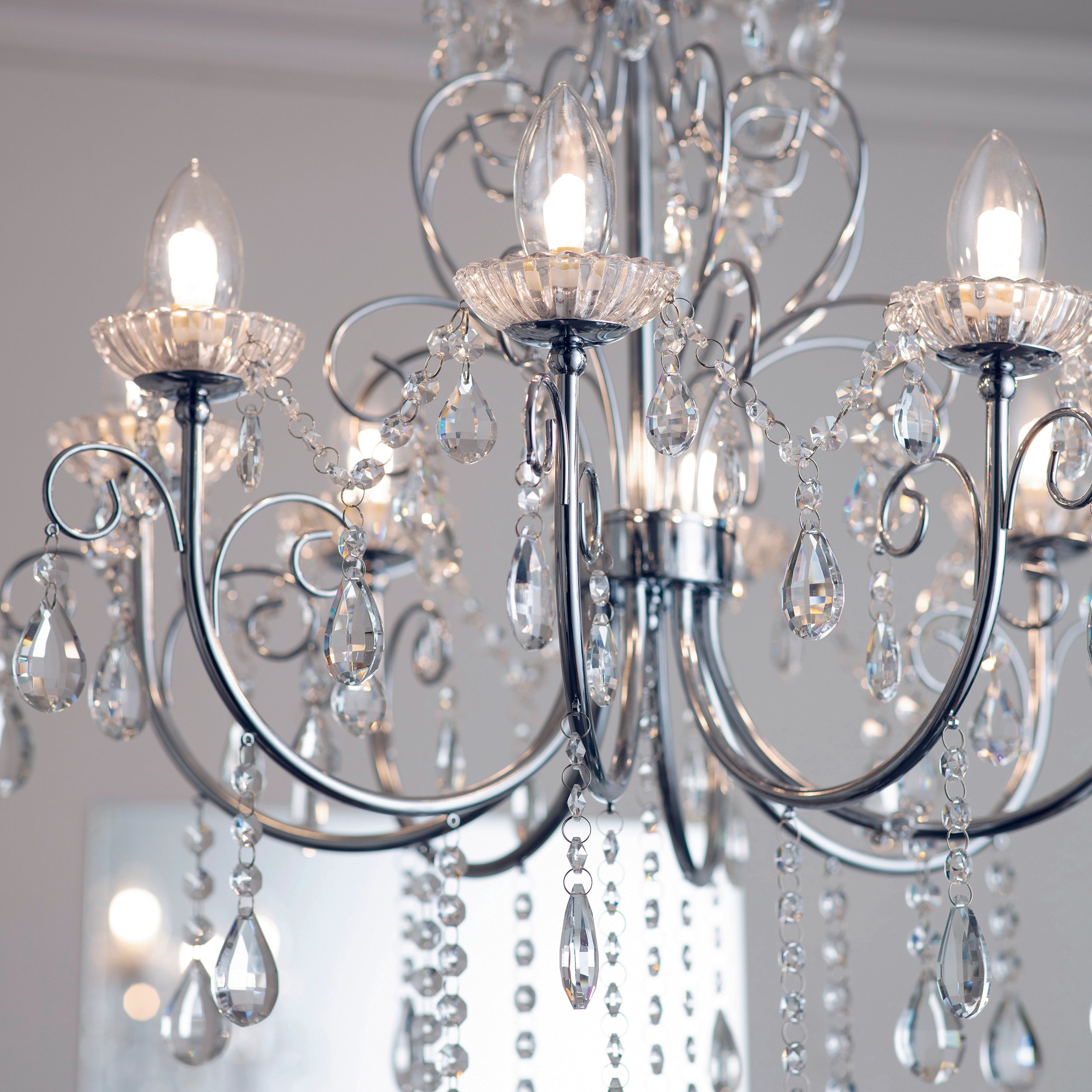 Vintage Style Crystal 8 Light Pendant Chandelier | House of Dekkor